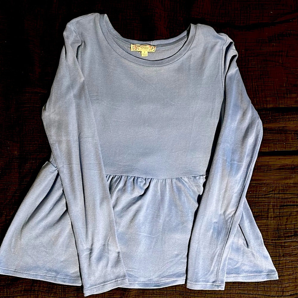 Long sleeve tee